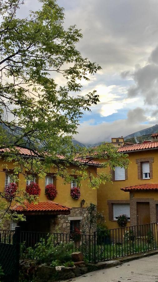 Casa Rural Sierra De Tormantos Guijo de Santa Barbara Luaran gambar