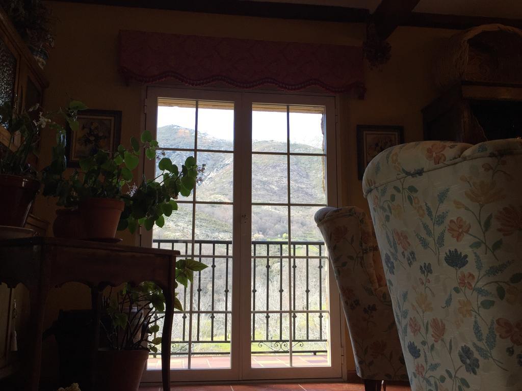 Casa Rural Sierra De Tormantos Guijo de Santa Barbara Luaran gambar